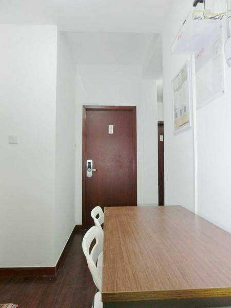 精品合租房 品质是我们的生命 改变生活从租房开始