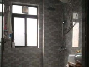 图 广西水产学校 三房精修 还有车位哦 首次出租 南宁租房